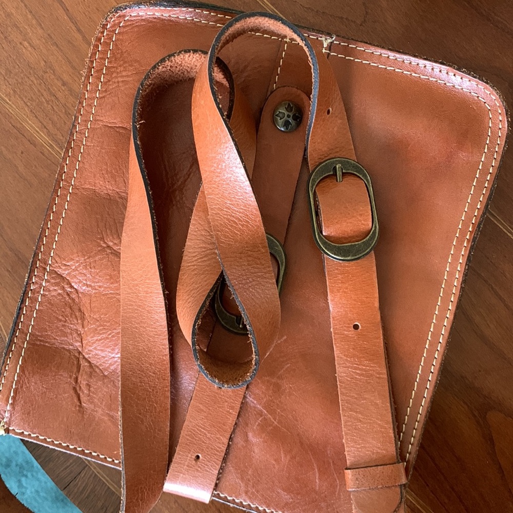 Patricia Nash Crossbody - Picture 10 of 11